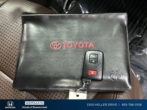 Used 2018 Toyota Tacoma Limited RWD image 30