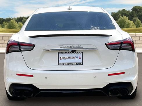 Used 2021 Maserati Ghibli Trofeo RWD image 4