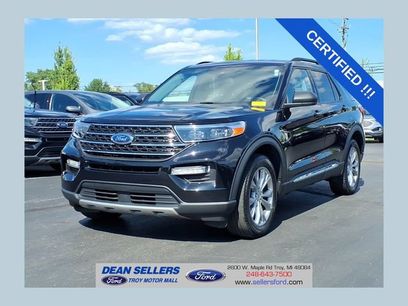 Certified 2023 Ford Explorer XLT w/ Equipment Group 202A