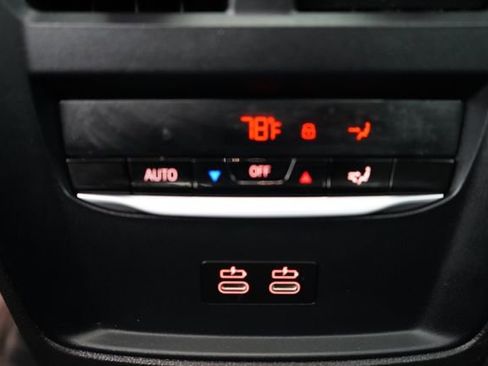 Used 2023 BMW 330e xDrive w/ Premium Package AWD/4WD image 33