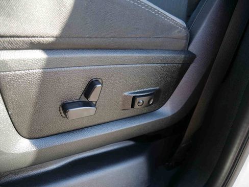 Certified 2024 RAM 3500 Big Horn image 32