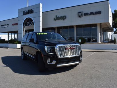 Used 2022 GMC Yukon XL Denali w/ Denali Premium Package