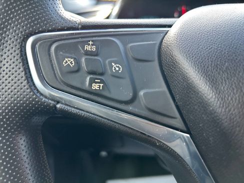 Used 2020 Chevrolet Malibu LT FWD image 24