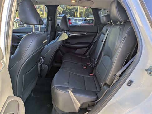 Used 2022 INFINITI QX50 Luxe image 15