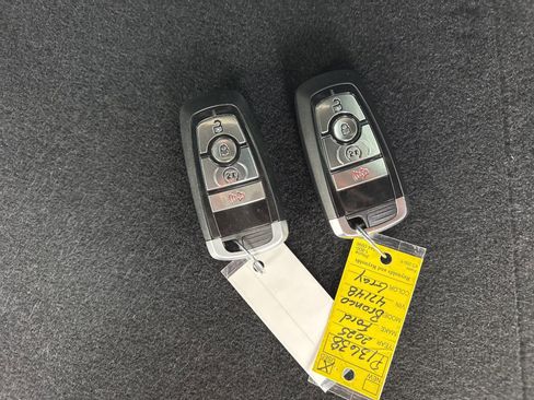 Used 2025 Ford Bronco Big Bend image 37