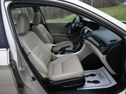 Used 2016 Honda Accord EX-L image 19