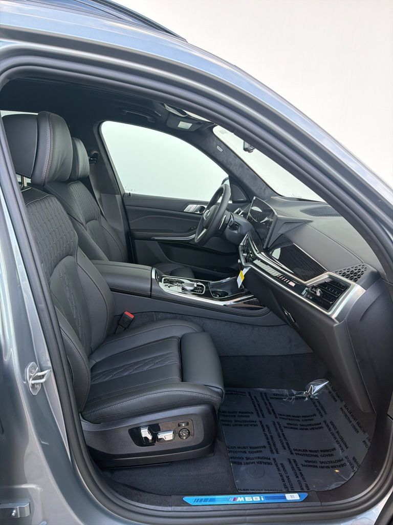 New 2026 BMW X7 M60i AWD/4WD image 32