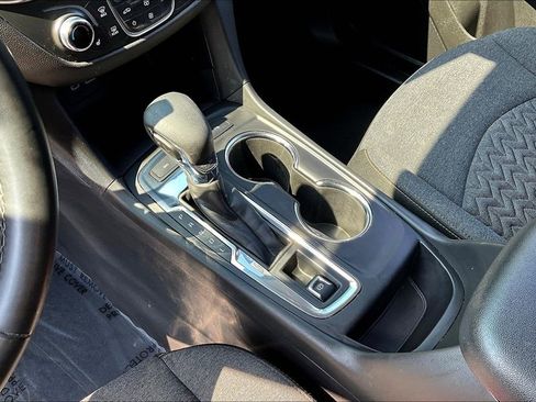 Used 2023 Chevrolet Equinox LT w/ Driver Convenience Package image 14