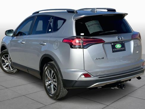 Used 2018 Toyota RAV4 XLE image 11