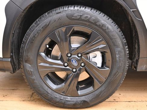 Used 2024 Subaru Crosstrek 2.0i AWD/4WD image 11