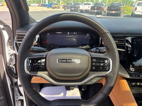 New 2026 Jeep Grand Wagoneer Summit AWD/4WD image 15