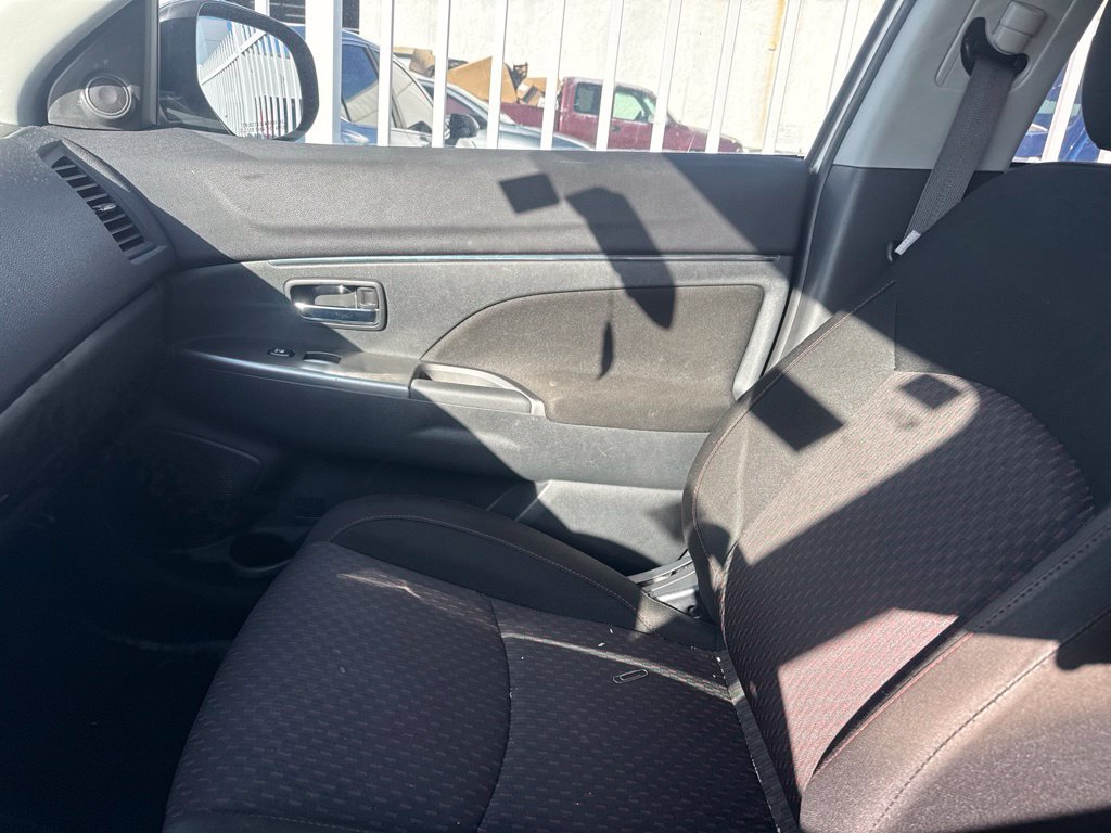 Used 2018 Mitsubishi Outlander Sport ES FWD image 9