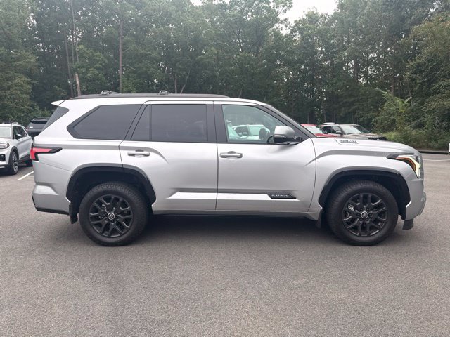 Used 2024 Toyota Sequoia Platinum AWD/4WD image 6