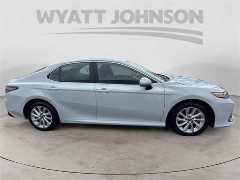 Certified 2023 Toyota Camry LE image 6