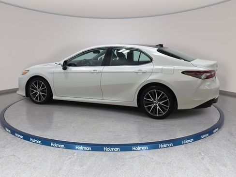 Certified 2023 Toyota Camry XLE FWD image 8