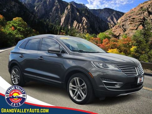 Used 2017 Lincoln MKC Reserve w/ Lincoln MKC Climate Package image 1