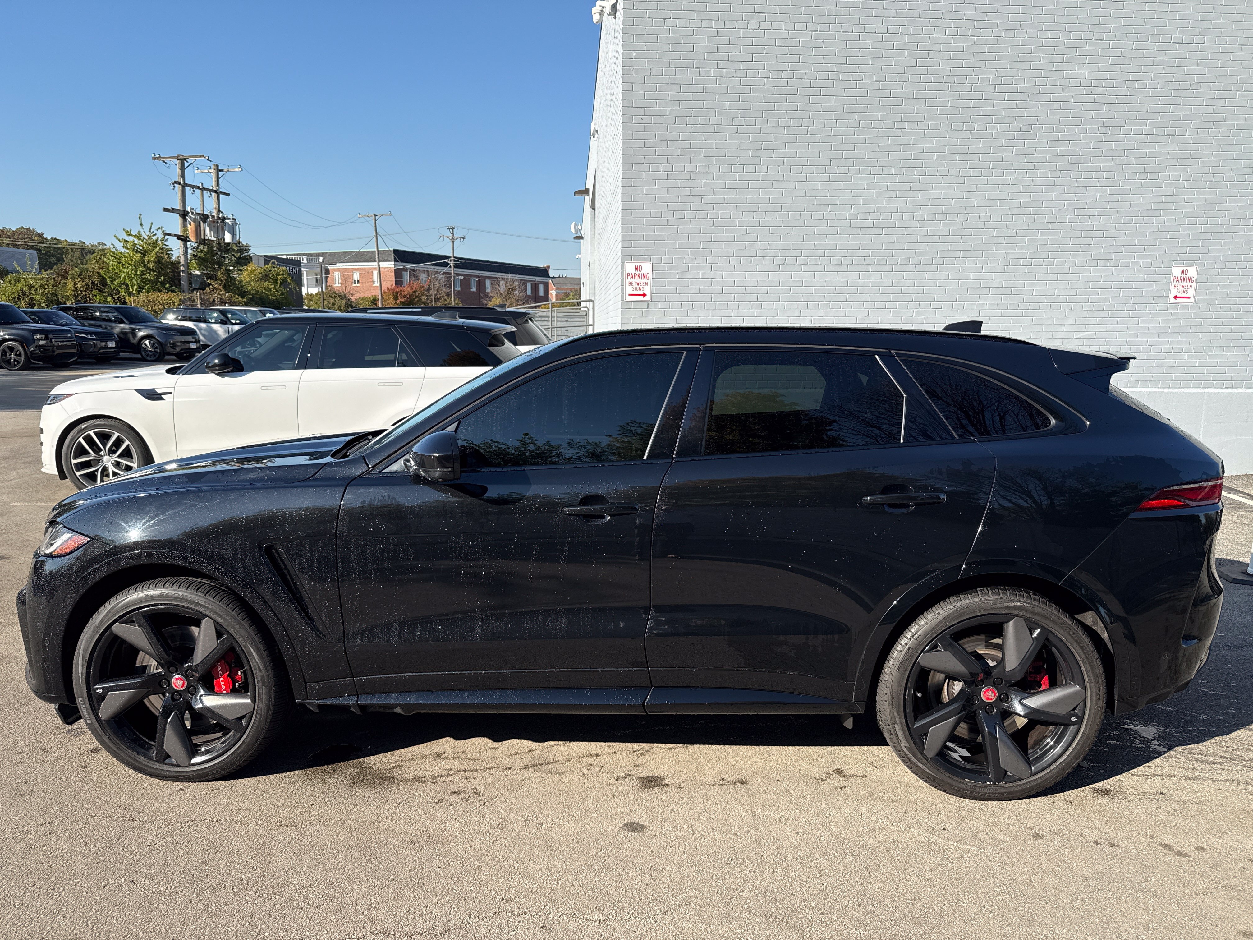 Used 2023 Jaguar F-PACE SVR AWD/4WD image 8