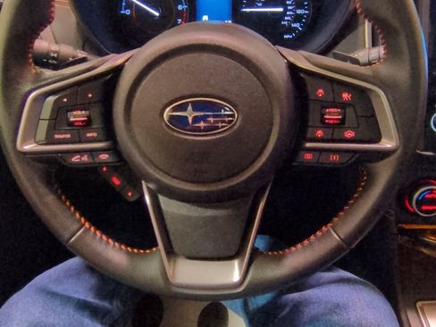 Used 2023 Subaru Crosstrek 2.0i Premium AWD/4WD image 18