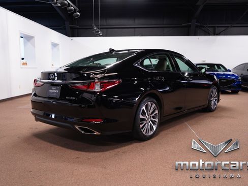 Used 2019 Lexus ES 350 image 7