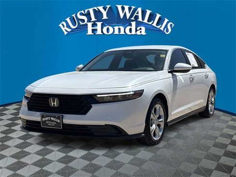 Used 2024 Honda Accord LX image 4