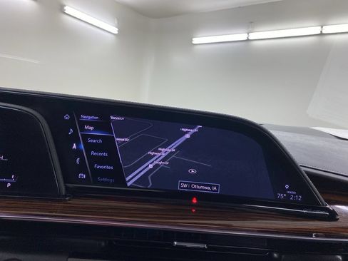Certified 2023 Cadillac Escalade ESV Premium Luxury AWD/4WD image 44