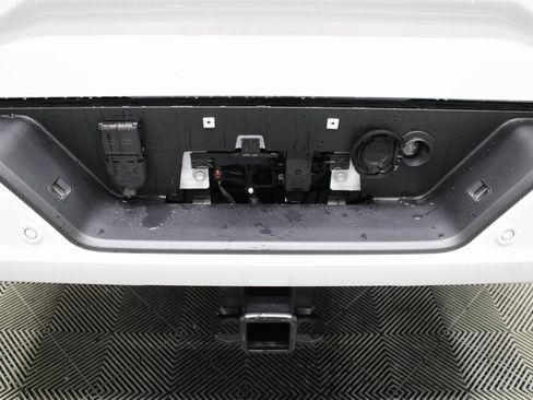 Used 2025 GMC Sierra 2500 AT4 image 48