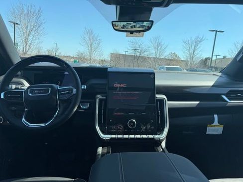 New 2026 GMC Yukon Elevation w/ Elevation Premium Package AWD/4WD image 15