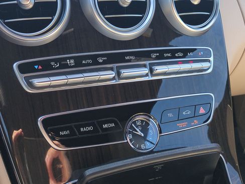 Used 2023 Mercedes-Benz C 300 4MATIC Cabriolet image 25
