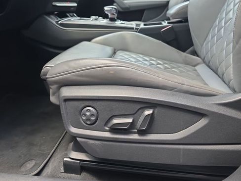 Used 2018 Audi SQ5 Premium Plus w/ S Sport Package image 29