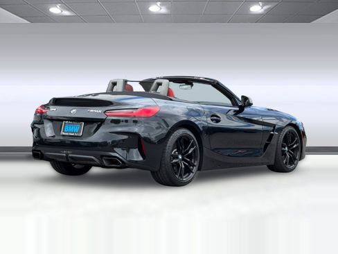 Used 2024 BMW Z4 M40i w/ Premium Package RWD image 9