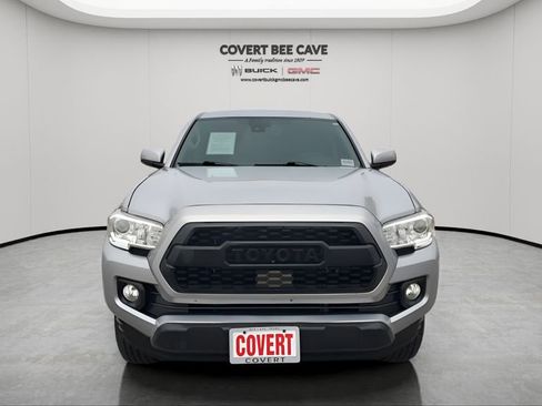 Used 2021 Toyota Tacoma SR5 image 2