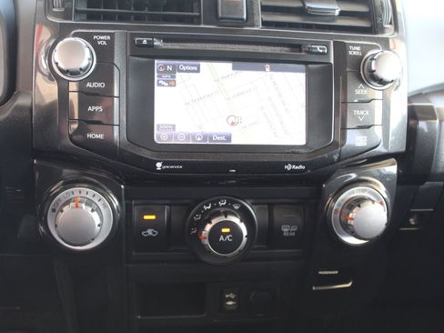 Used 2015 Toyota 4Runner Trail Premium image 38