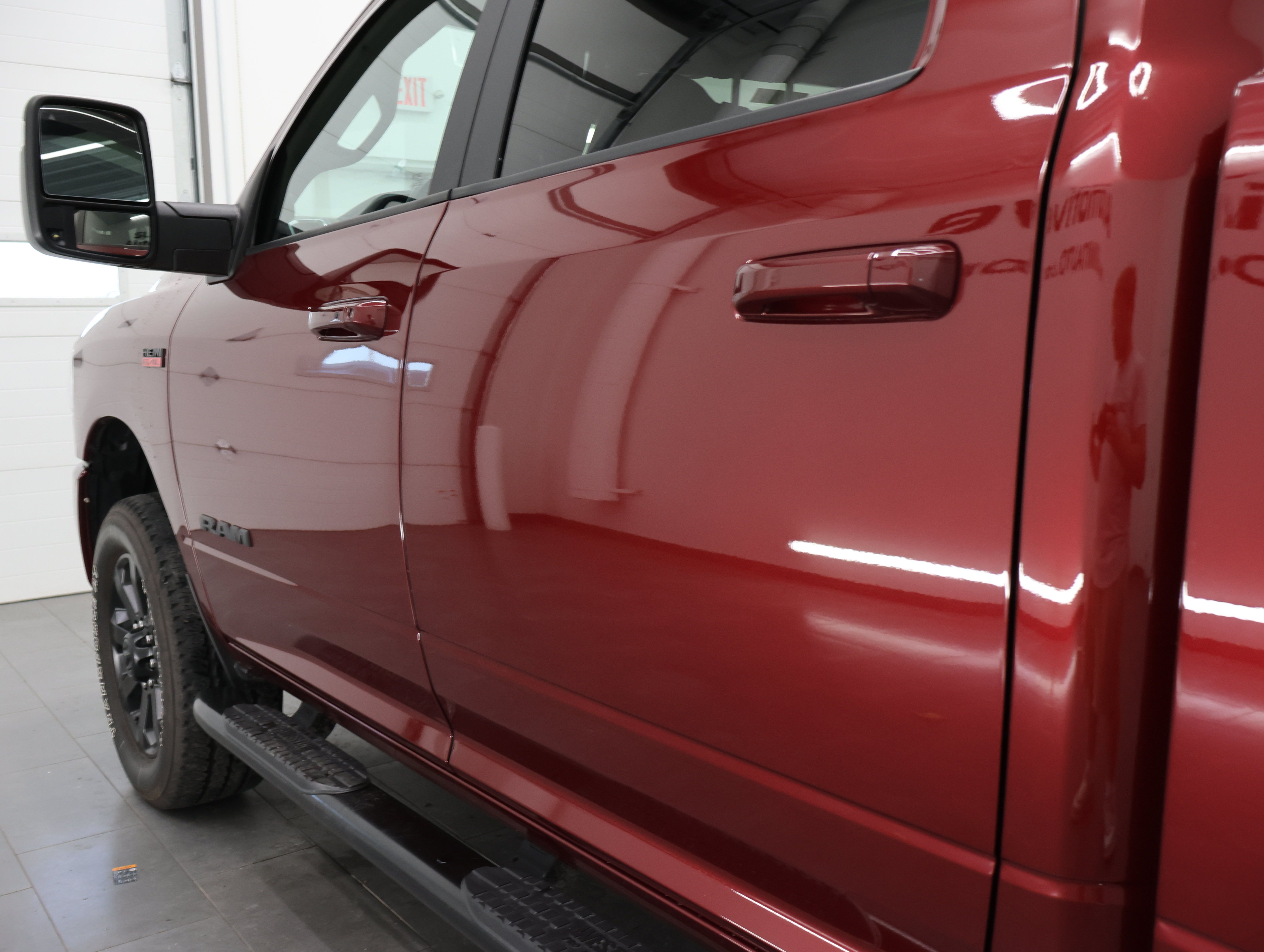 Used 2024 RAM 2500 Laramie w/ Night Edition AWD/4WD image 34