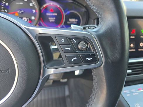 Used 2022 Porsche Cayenne S AWD/4WD image 30