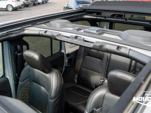 Used 2023 Jeep Wrangler Unlimited Sahara image 21