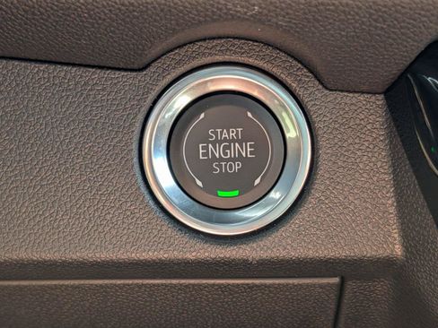 Used 2026 Chevrolet Traverse High Country w/ LPO, Floor Liner Package FWD image 27