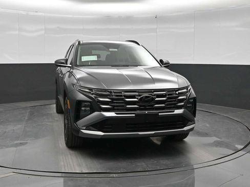New 2026 Hyundai Tucson Limited AWD/4WD image 2
