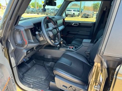 Used 2025 Ford Bronco Raptor AWD/4WD image 14