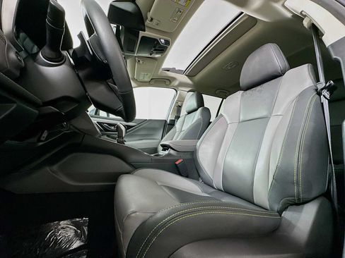 Certified 2025 Subaru Outback Onyx Edition AWD/4WD image 18