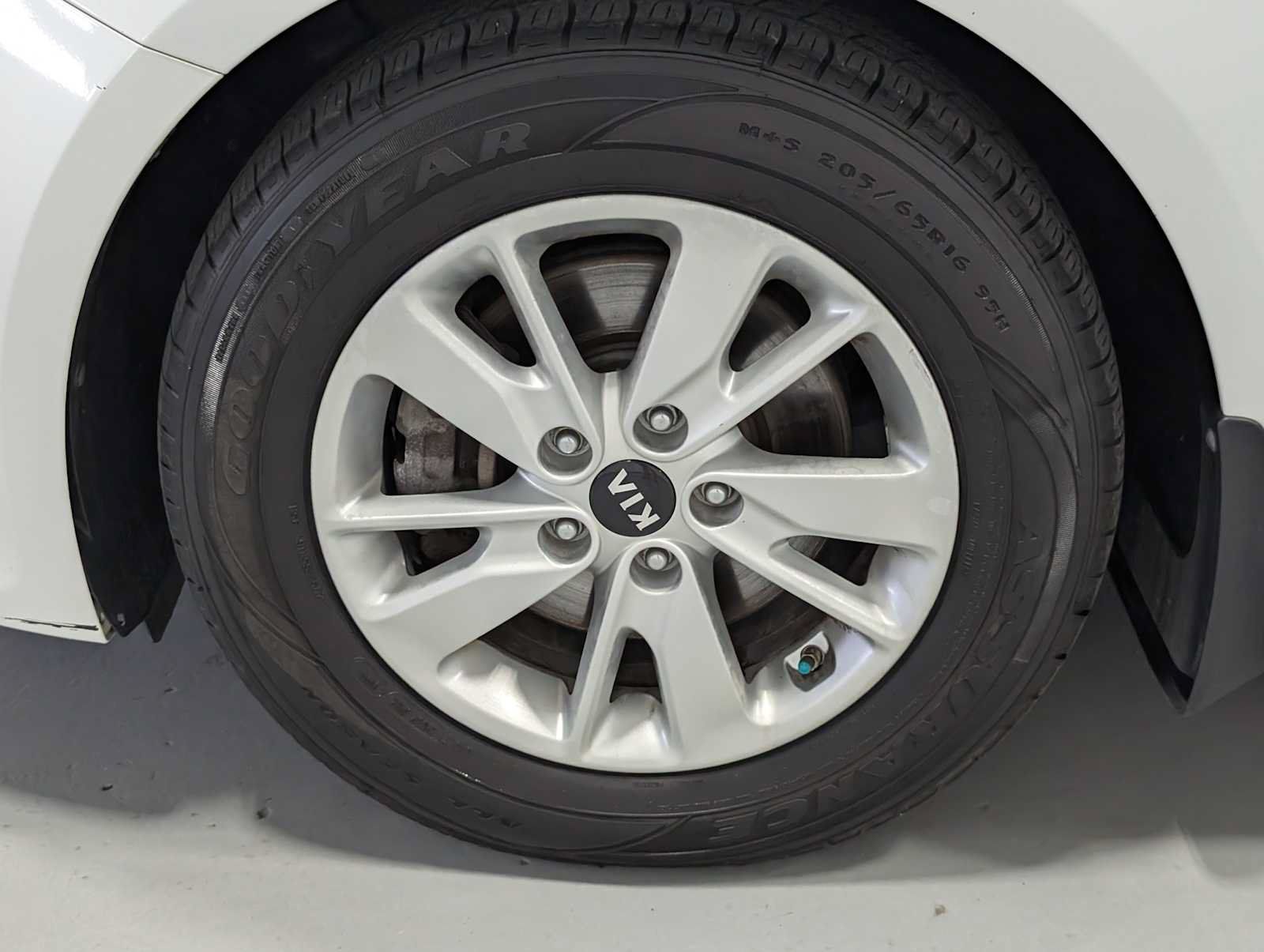 Used 2016 Kia Optima LX FWD image 3