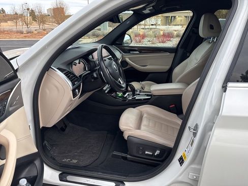 Used 2019 BMW X3 xDrive30i w/ Premium Package image 10