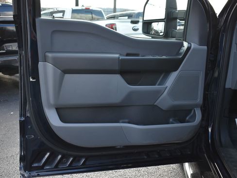 Used 2023 Ford F150 XL w/ Trailer Tow Package image 11