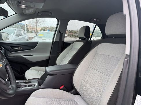 Used 2024 Chevrolet Equinox LT image 14