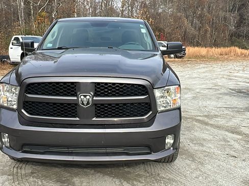 Used 2018 RAM 1500 Express w/ Express Value Package image 3
