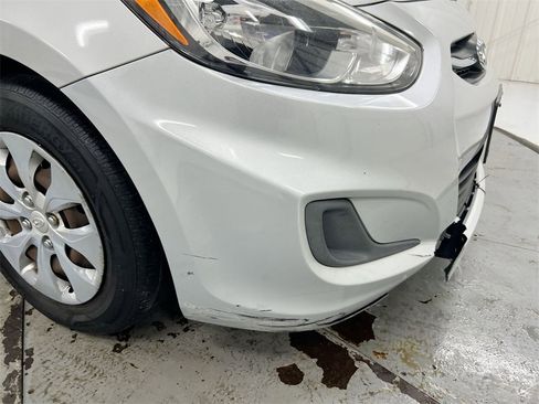 Used 2016 Hyundai Accent SE image 33