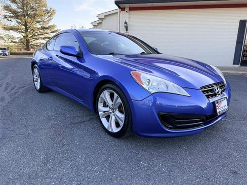 Used 2012 Hyundai Genesis 2.0T image 3