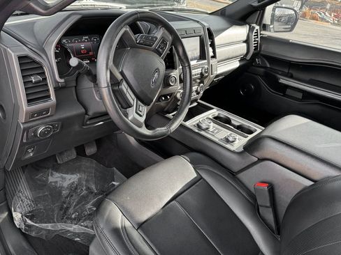 Used 2021 Ford Expedition XLT AWD/4WD image 18