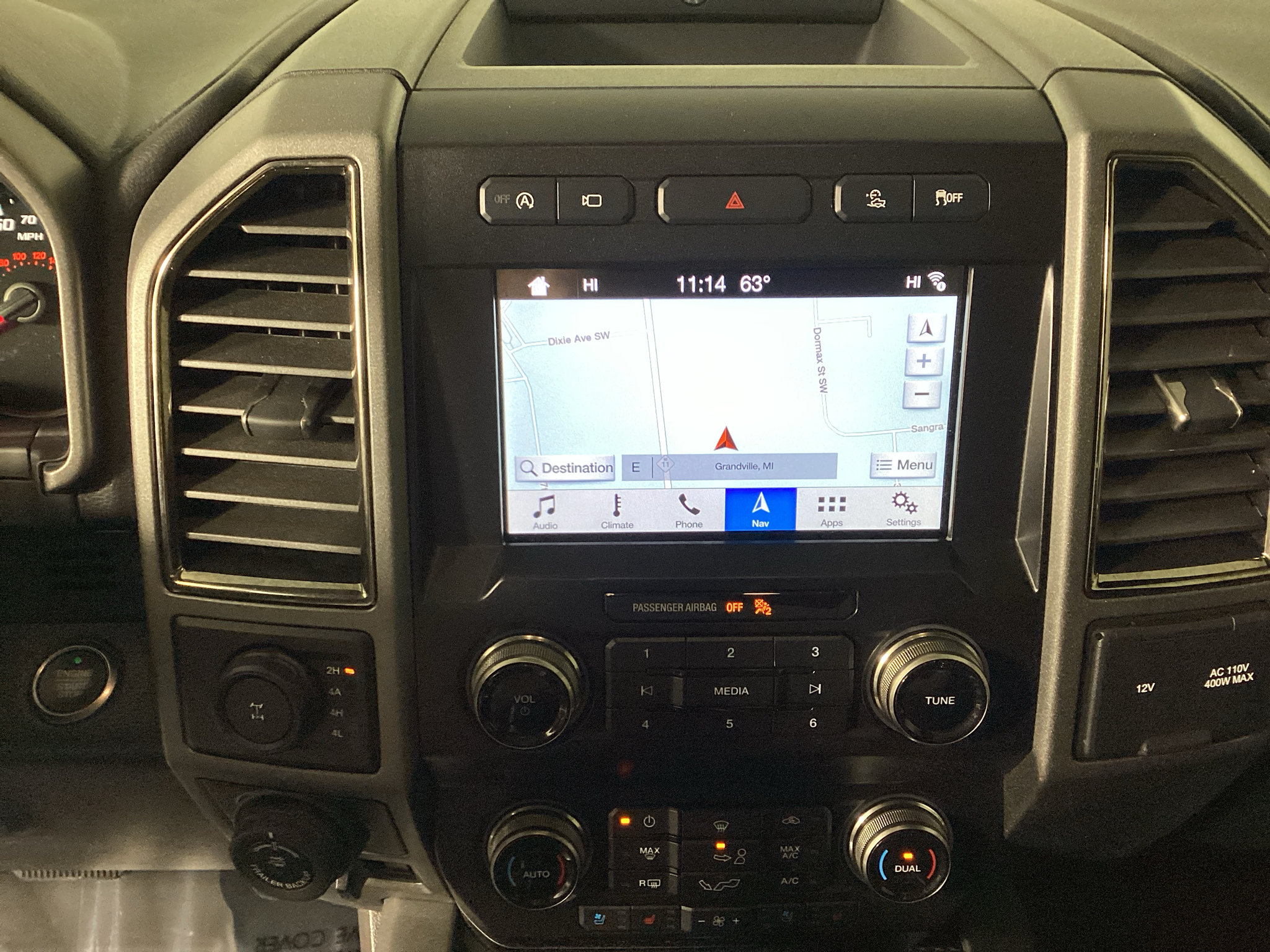 Used 2019 Ford F150 Raptor w/ Equipment Group 802A Luxury AWD/4WD image 33