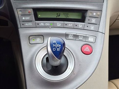 Used 2015 Toyota Prius Two FWD image 10