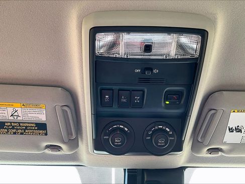 Used 2022 Toyota 4Runner TRD Off-Road image 31